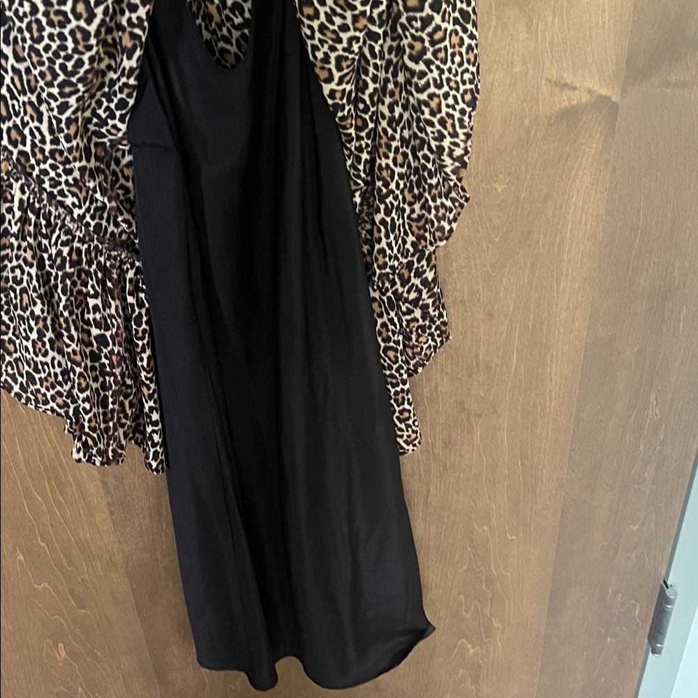 🐆 J.Crew Leopard Print Tiered Dress – Size Small 🖤 - Picture 11 of 11